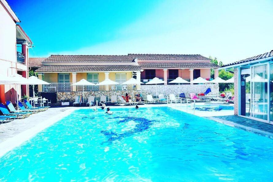 Nikoleta'S Corfu Apartments Gouvia Exteriér fotografie